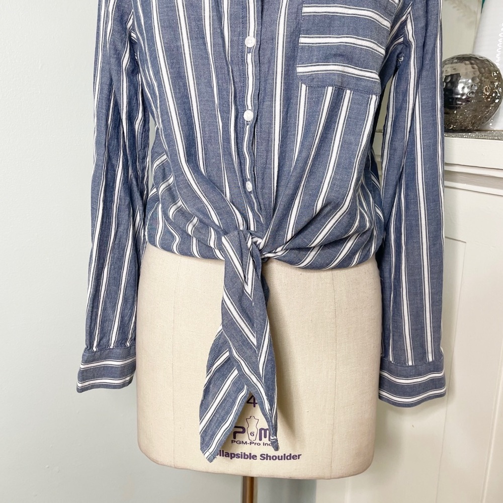 Ivanka Trump Blue Chambray Striped Button Down Tie Front Shirt Long Sleeve - Picture 4 of 11